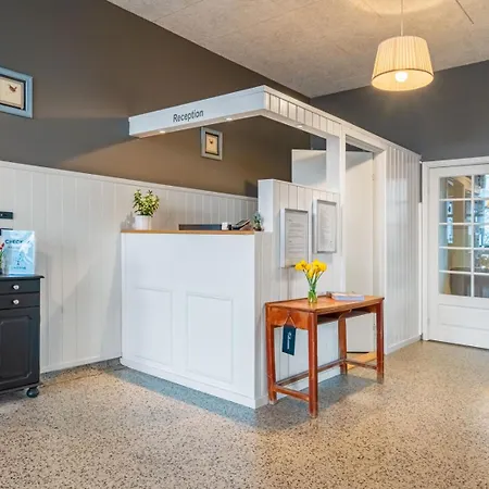 Hotel Lindvig Ferie - Danhostel Nymindegab